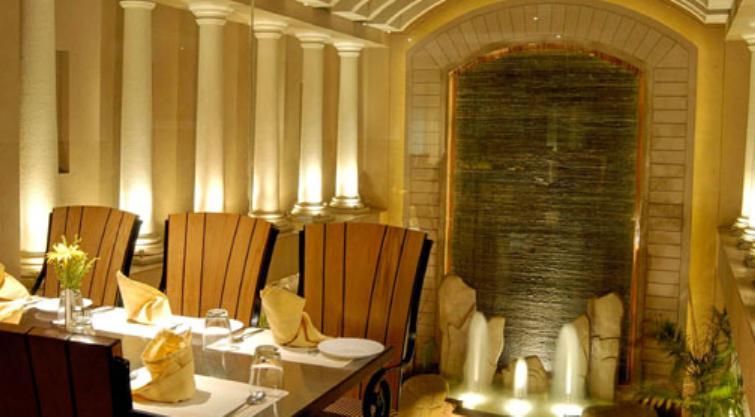 The Imperial Palace Rajkot Extérieur photo